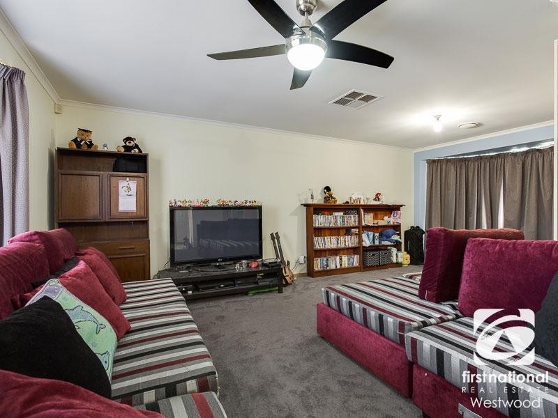 3 Karri Crescent, Hoppers Crossing VIC 3029