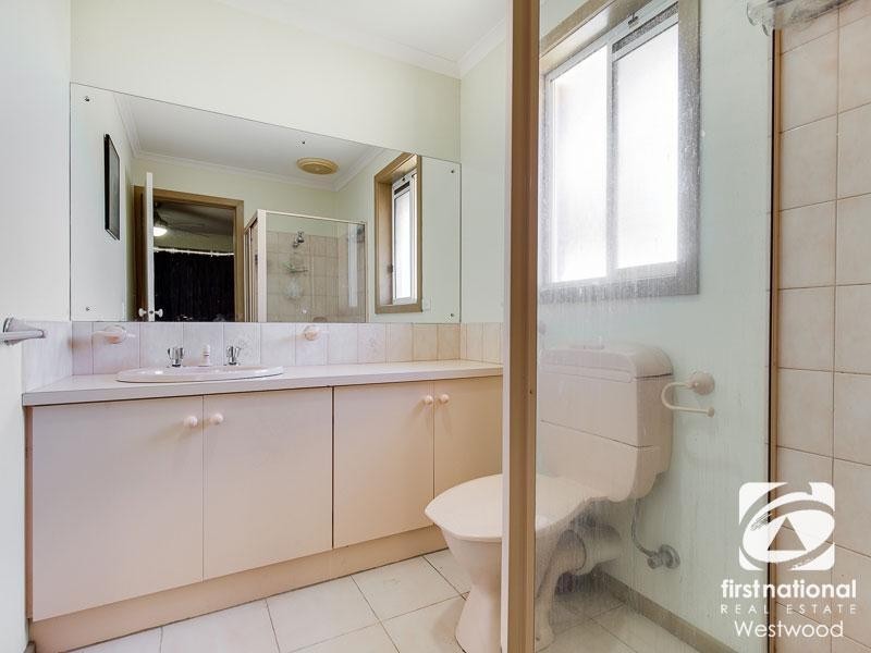 3 Karri Crescent, Hoppers Crossing VIC 3029