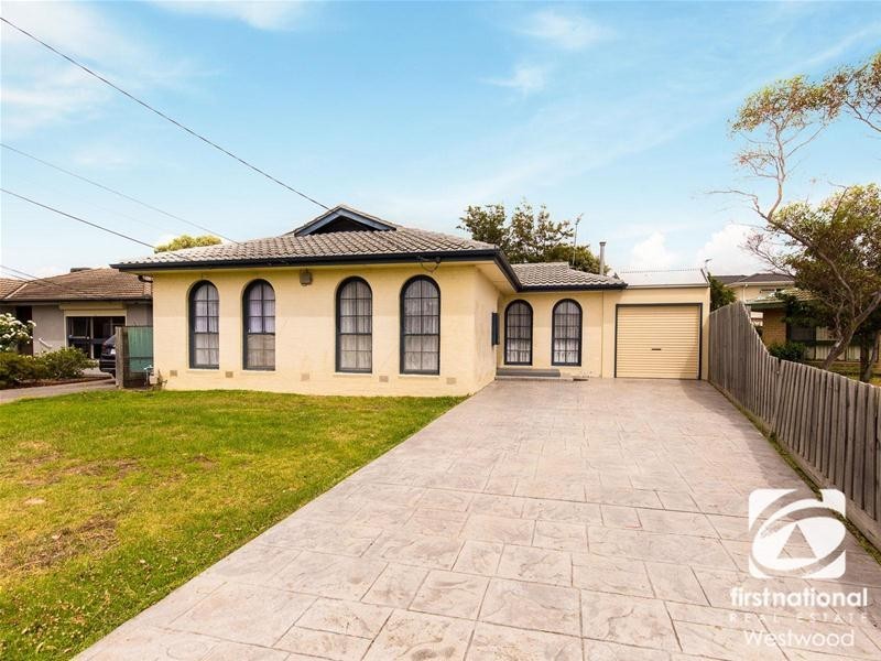 39 Strathmore Crescent, Hoppers Crossing VIC 3029
