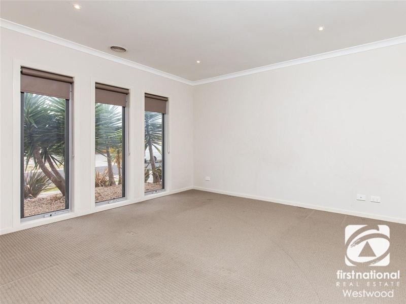 7 Brockwell Crescent, Wyndham Vale VIC 3024