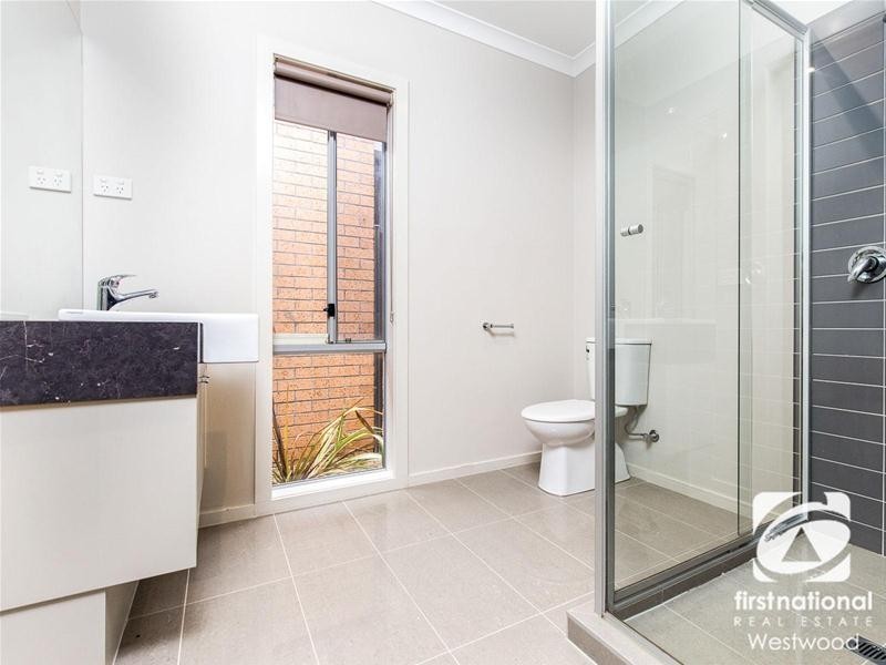 7 Brockwell Crescent, Wyndham Vale VIC 3024