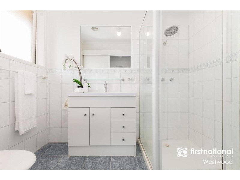 23 Manorvale Parade, Werribee VIC 3030