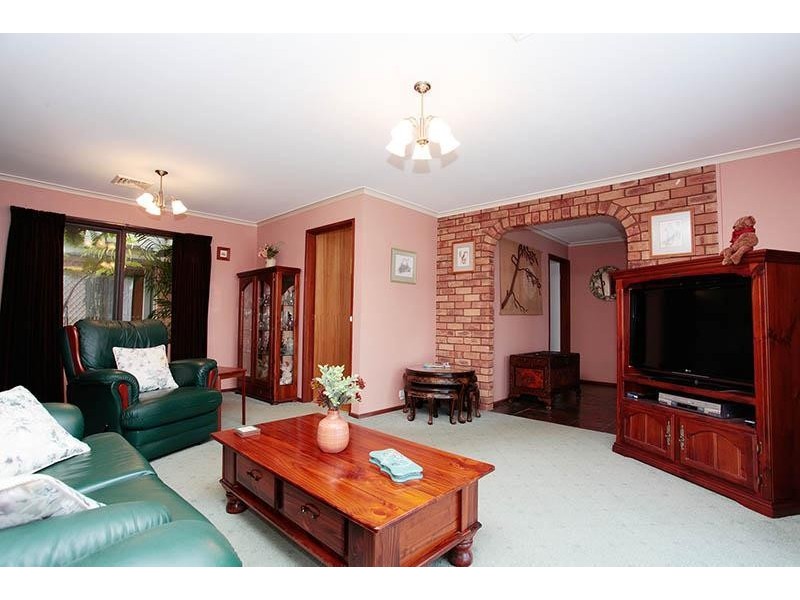 7 Loddon Court, Werribee VIC 3030