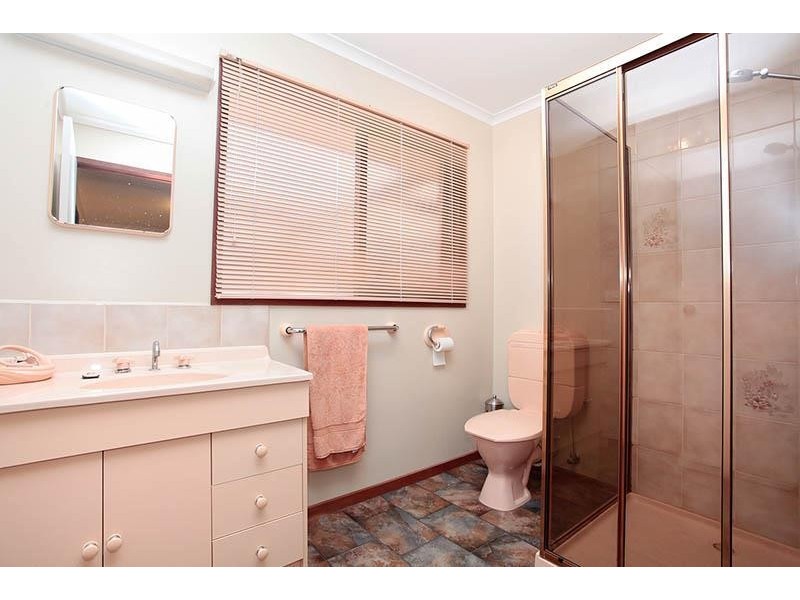 7 Loddon Court, Werribee VIC 3030