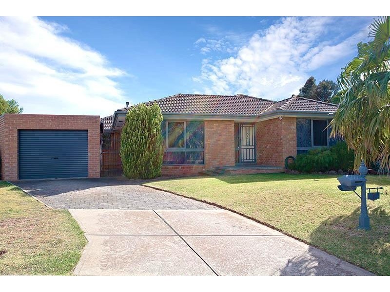 7 Loddon Court, Werribee VIC 3030