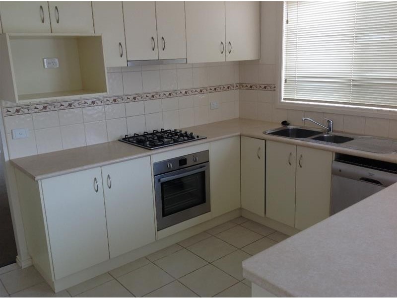 48 Bradman Drive, Tarneit VIC 3029