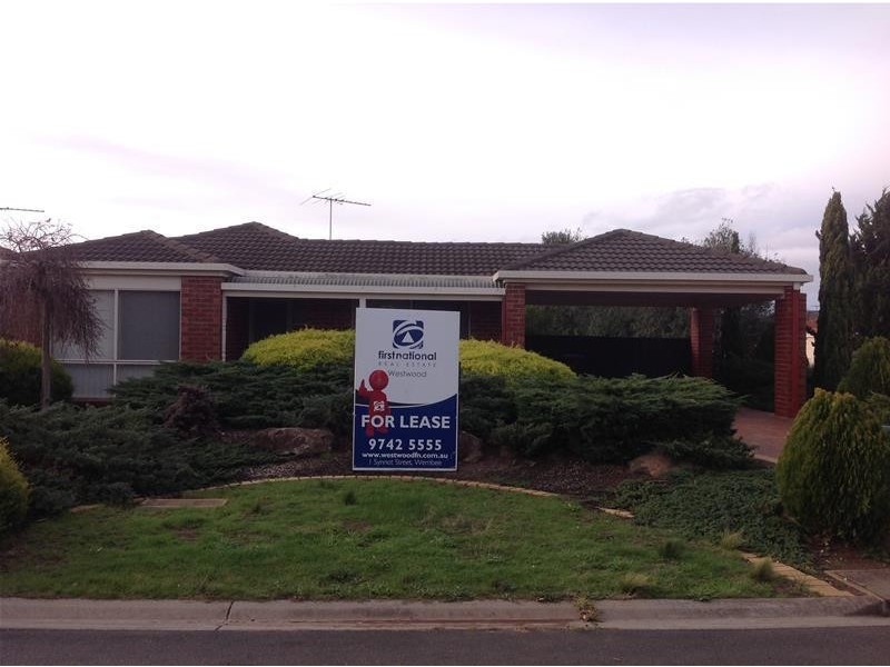 8 Lorraine Close, Hoppers Crossing VIC 3029