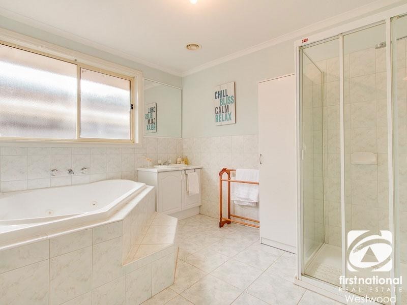 152 Kingston Boulevard, Hoppers Crossing VIC 3029
