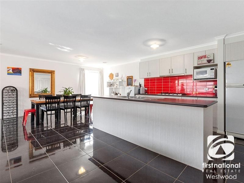 3 Chapman Drive, Wyndham Vale VIC 3024