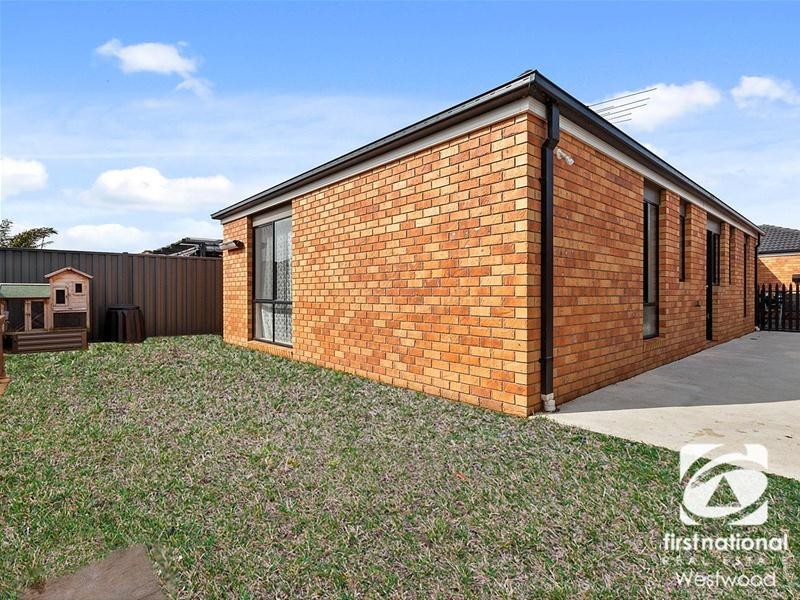 3 Chapman Drive, Wyndham Vale VIC 3024