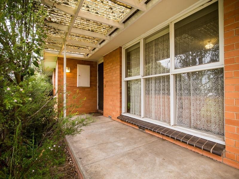 18 Deutgam Street, Werribee VIC 3030
