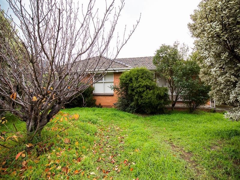 18 Deutgam Street, Werribee VIC 3030