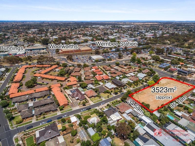 28 Scotsburn Grove, Werribee VIC 3030