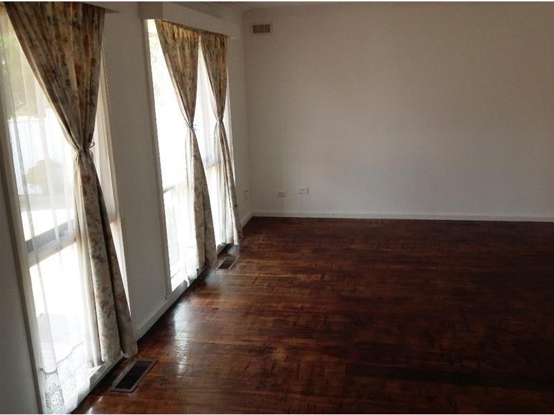 4 Prouse Place, Werribee VIC 3030