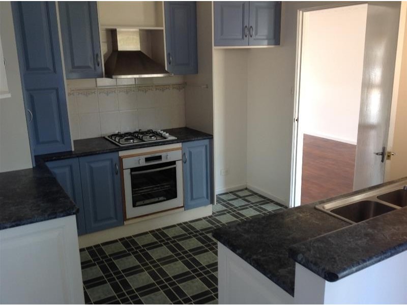 4 Prouse Place, Werribee VIC 3030