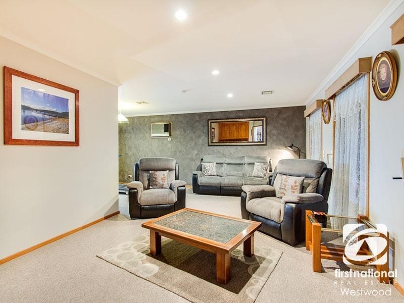 76 Parramatta Road, Werribee VIC 3030