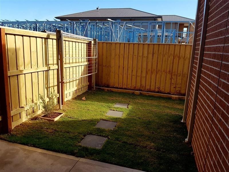 13 Nalara Street, Werribee VIC 3030