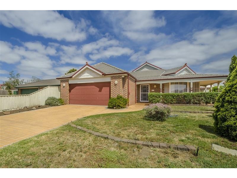 4 Bemm Court, Werribee VIC 3030