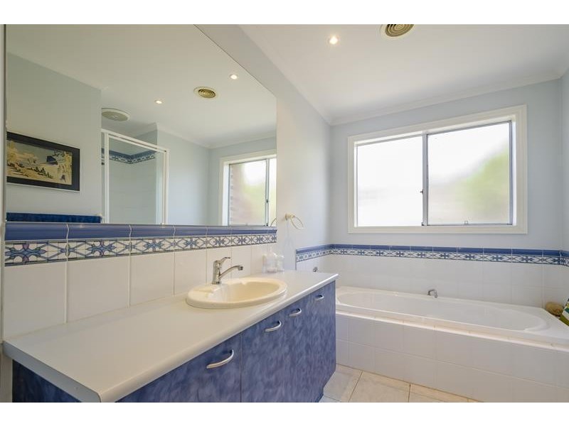 4 Bemm Court, Werribee VIC 3030