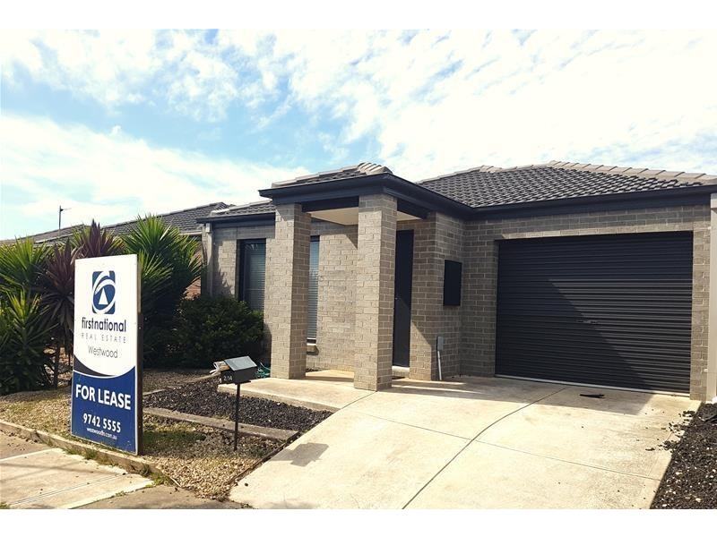 2/14 Halladale Avenue, Wyndham Vale VIC 3024