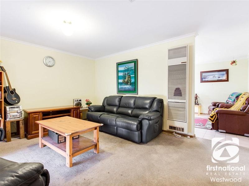 1/61 Hogans Road, Hoppers Crossing VIC 3029