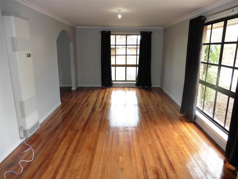 23 Nangiloc Crescent, Werribee VIC 3030