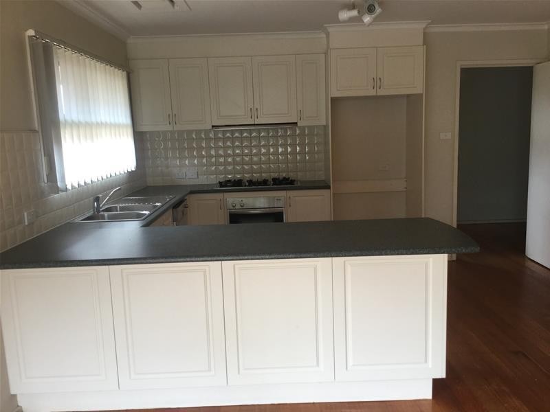 9 Third Avenue, Hoppers Crossing VIC 3029