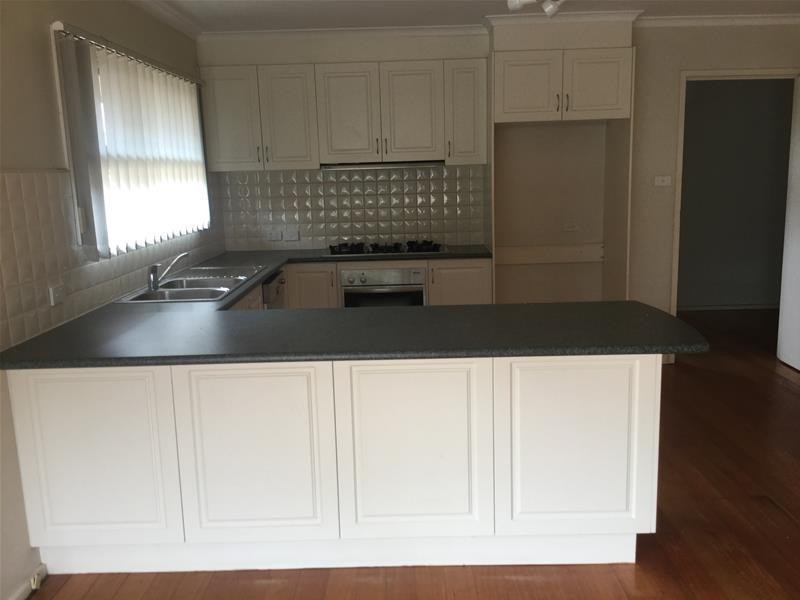 9 Third Avenue, Hoppers Crossing VIC 3029