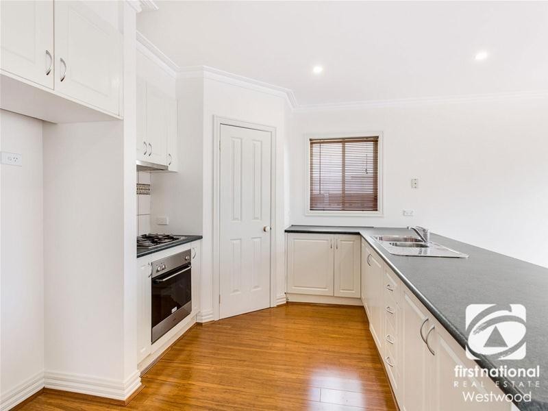 3/24 Riverside Avenue, Werribee VIC 3030