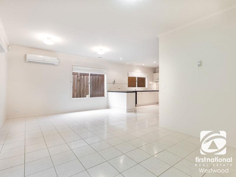 2B Filmont Drive, Werribee VIC 3030