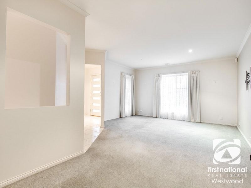 2B Filmont Drive, Werribee VIC 3030