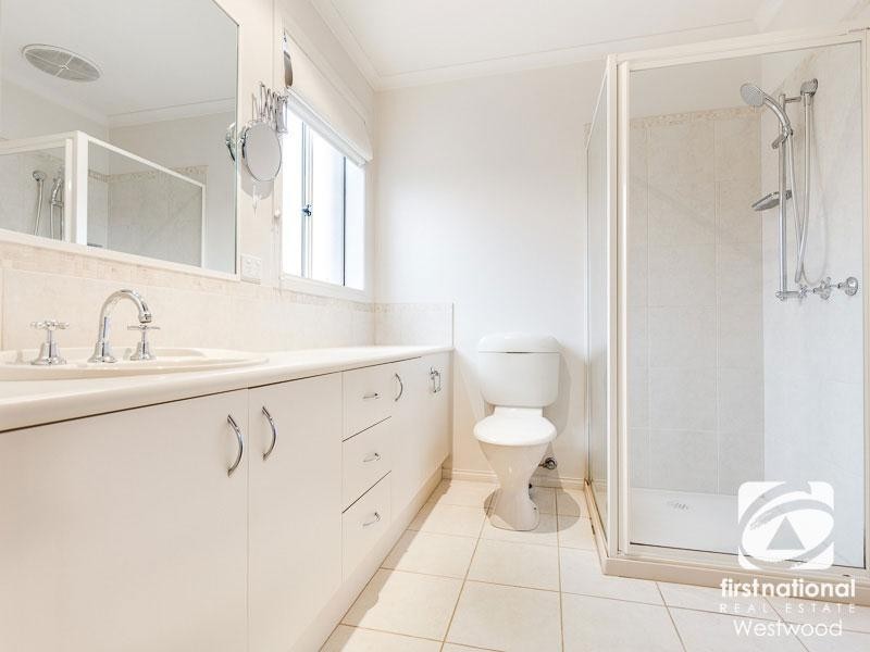 2B Filmont Drive, Werribee VIC 3030