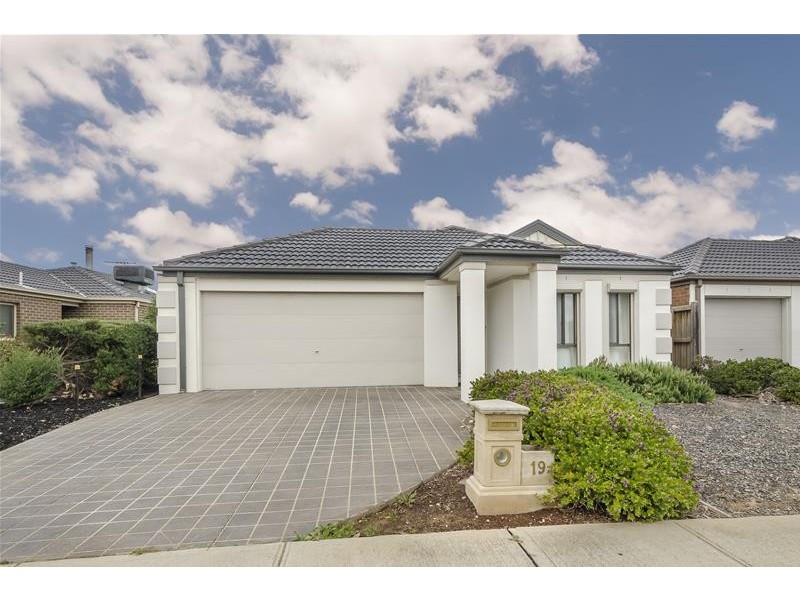 19 Farfalla Way, Tarneit VIC 3029