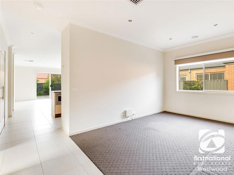 3 Mayesbrook Road, Wyndham Vale VIC 3024