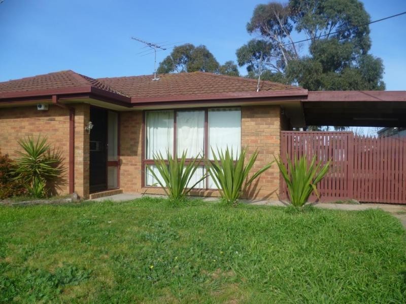 73 Rowes Road, Werribee VIC 3030