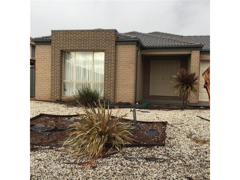 4 Mandora Grange, Tarneit VIC 3029