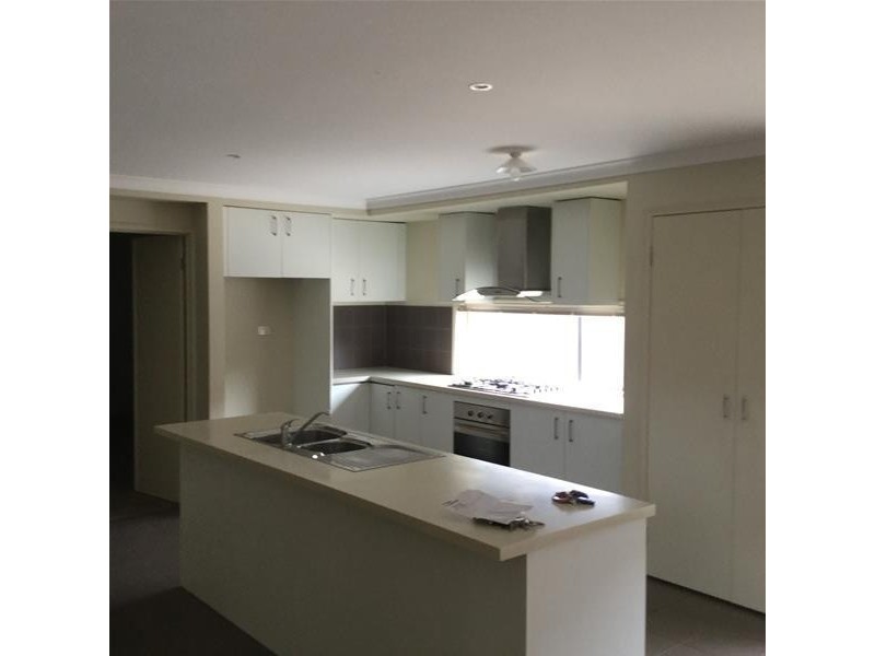 4 Mandora Grange, Tarneit VIC 3029