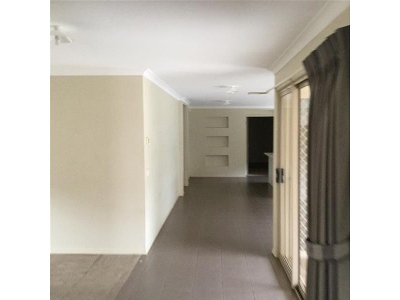 4 Mandora Grange, Tarneit VIC 3029