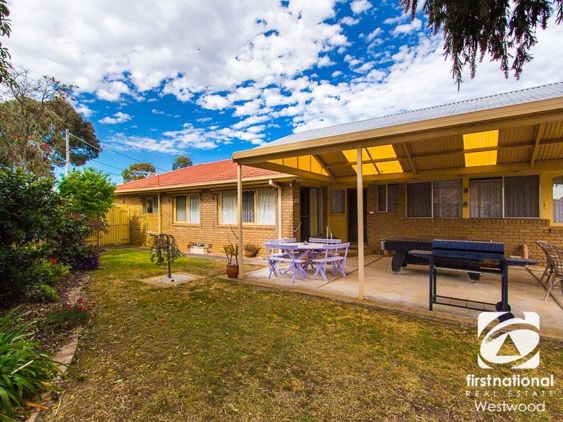 5 Latrobe Court, Werribee VIC 3030