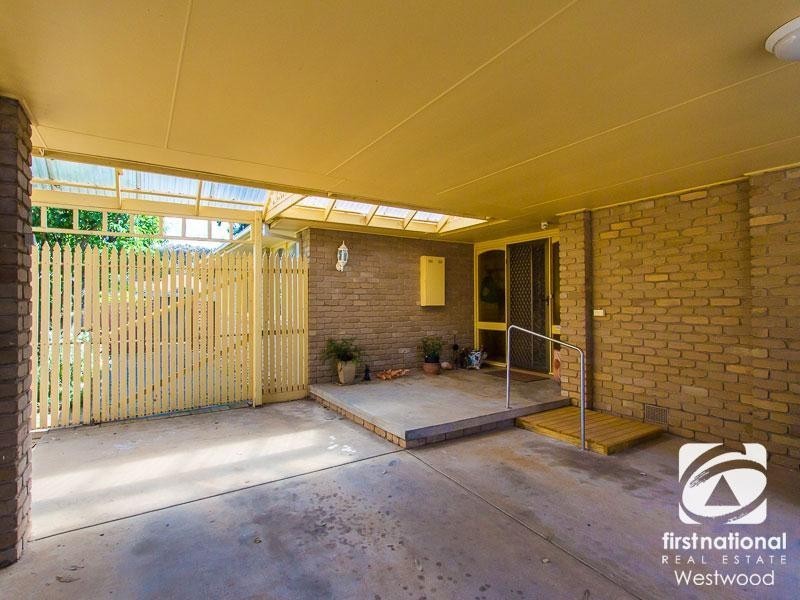5 Latrobe Court, Werribee VIC 3030