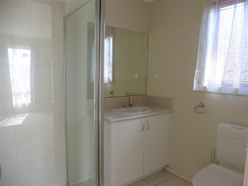 6 Ologhlen Drive, Wyndham Vale VIC 3024