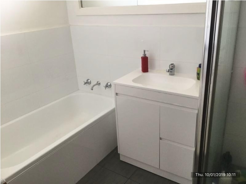 4/16 Parker Street, Werribee VIC 3030