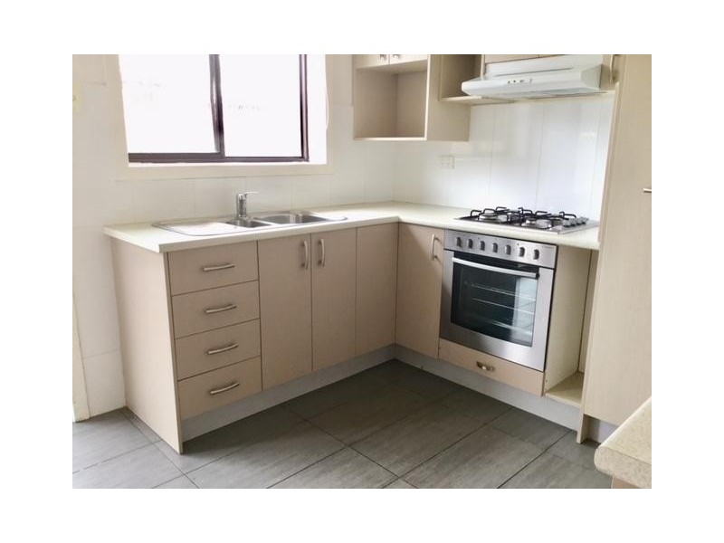 4/16 Parker Street, Werribee VIC 3030