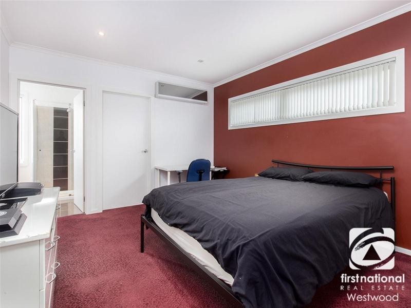 18 Salisbury Street, Werribee VIC 3030