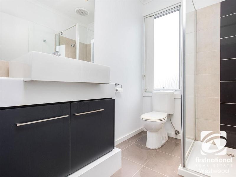 18 Salisbury Street, Werribee VIC 3030