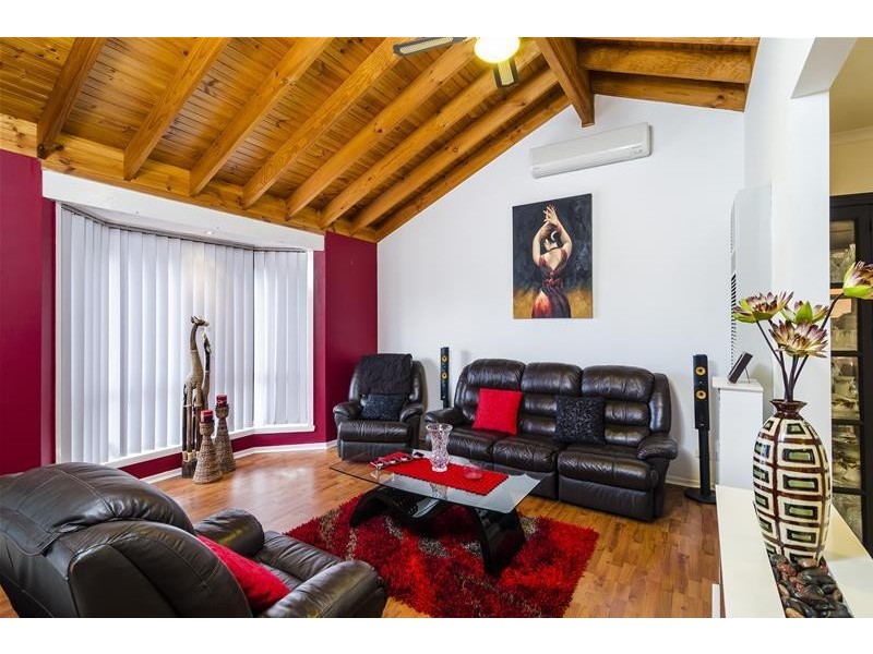 10 Elbe Close, Werribee VIC 3030