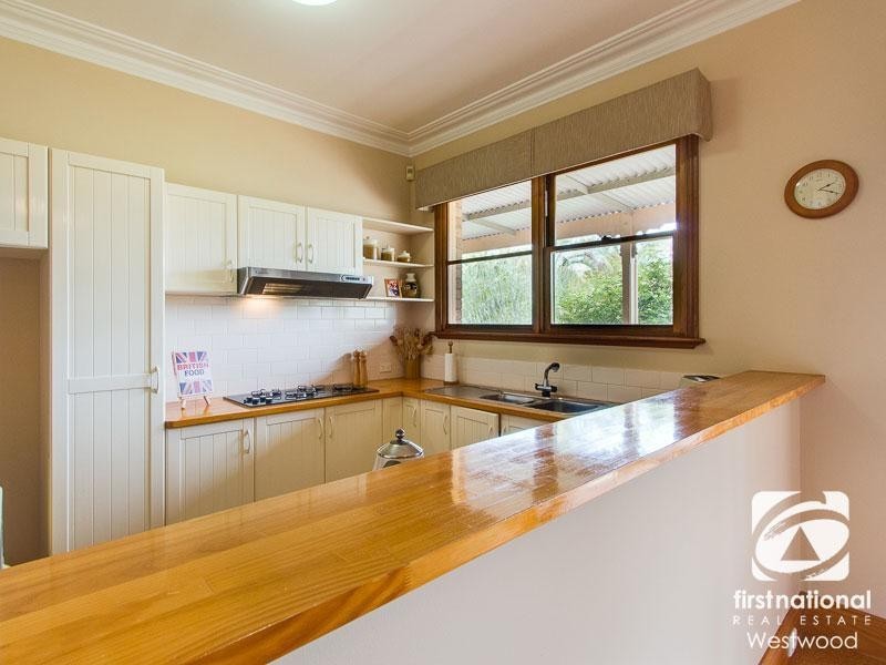 70 Bindowan Drive, Hoppers Crossing VIC 3029