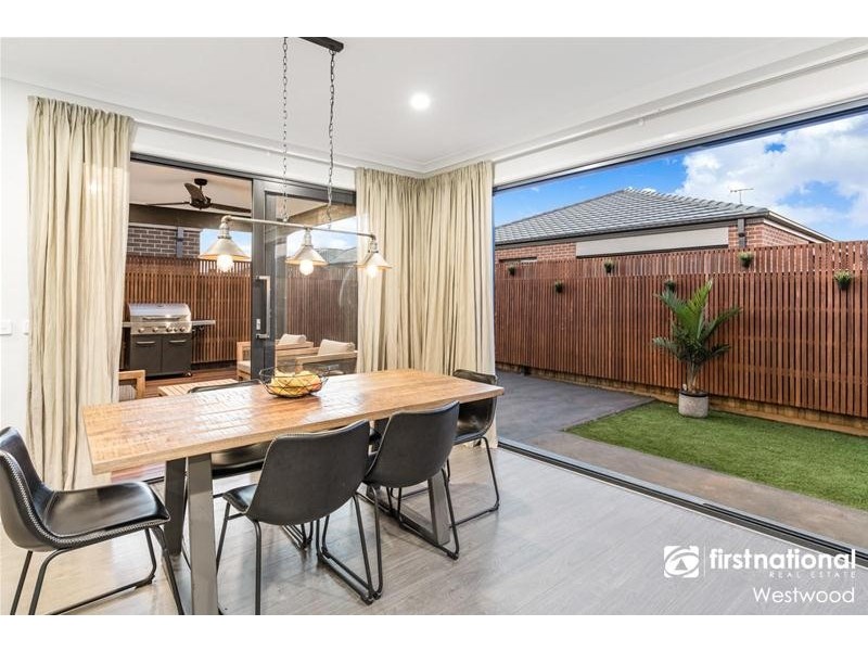 49 Keira Circuit, Werribee VIC 3030
