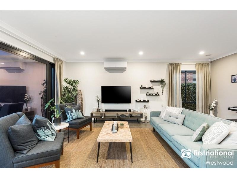 49 Keira Circuit, Werribee VIC 3030