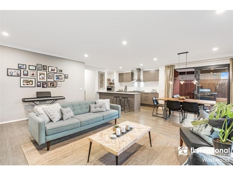 49 Keira Circuit, Werribee VIC 3030